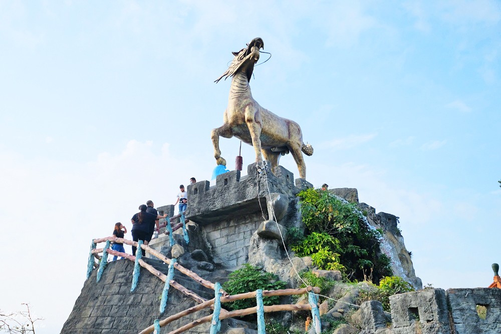 免門票親子景點》馬鳴山鎮安宮五年千歲公園~摩天大橋迷宮闖關好有成就感 - yuki.tw