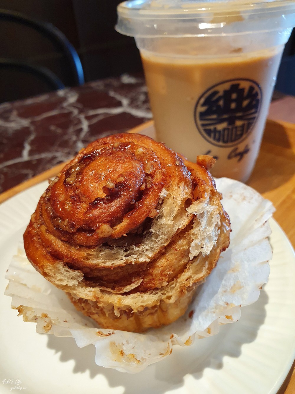 北港老街美食這樣吃一輪！北港一日遊銅板美食收藏起來~北港星巴克、北港天空之橋一次逛透透(停車場) - yuki.tw