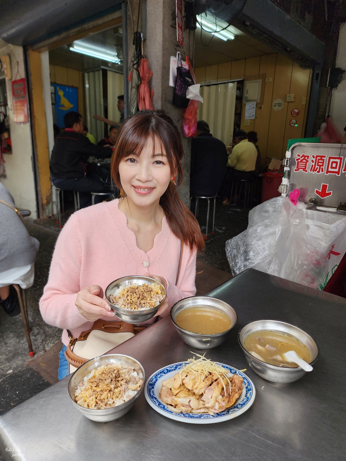 北港老街美食這樣吃一輪！北港一日遊銅板美食收藏起來~北港星巴克、北港天空之橋一次逛透透(停車場) - yuki.tw