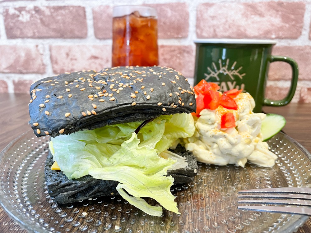 台北美食》時光寄憶早午餐~懷舊50年代風格，近新北大都會公園~吃完早餐溜滑梯囉！(捷運三重站) - yuki.tw