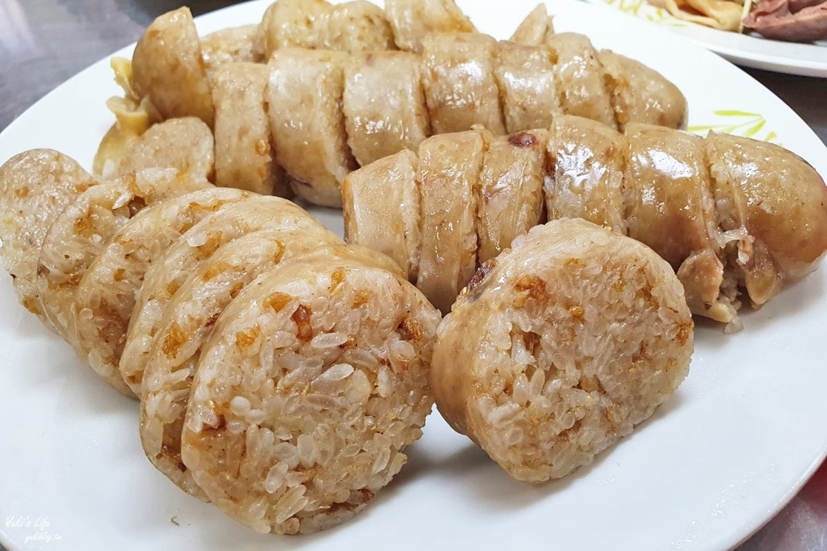 基隆必吃美食》孝三大腸圈～30年老店銅板小吃人氣爆棚/菜單 - yuki.tw