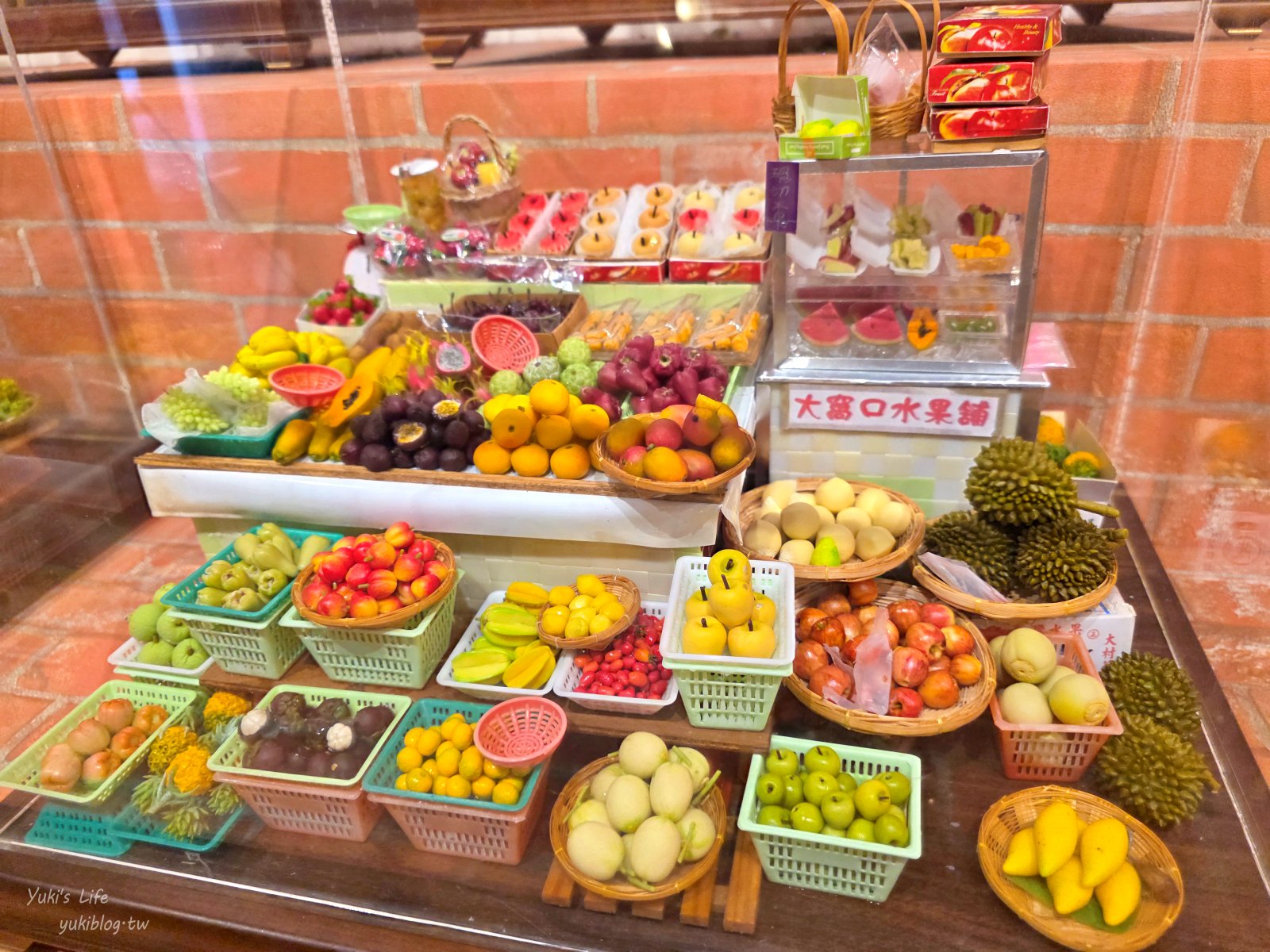 20251001145853_0_d47fc6 新竹必訪免門票景點：湖口好客文創園區，懷舊童趣結合巨型水果打卡地標，全家大小都愛！