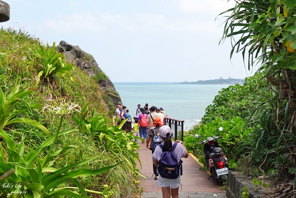 三芝看海景點「麟山鼻步道」適合全家人輕鬆走的海景步道、生態豐富、風稜石獨特景觀 - yuki.tw