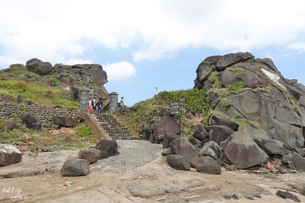 三芝看海景點「麟山鼻步道」適合全家人輕鬆走的海景步道、生態豐富、風稜石獨特景觀 - yuki.tw