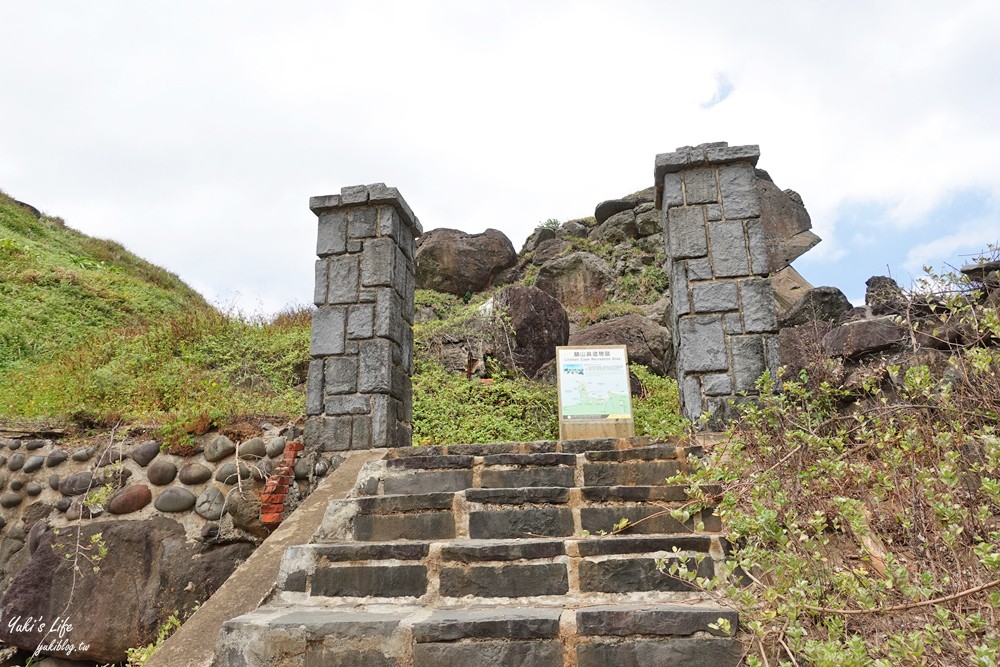 三芝看海景點「麟山鼻步道」適合全家人輕鬆走的海景步道、生態豐富、風稜石獨特景觀 - yuki.tw