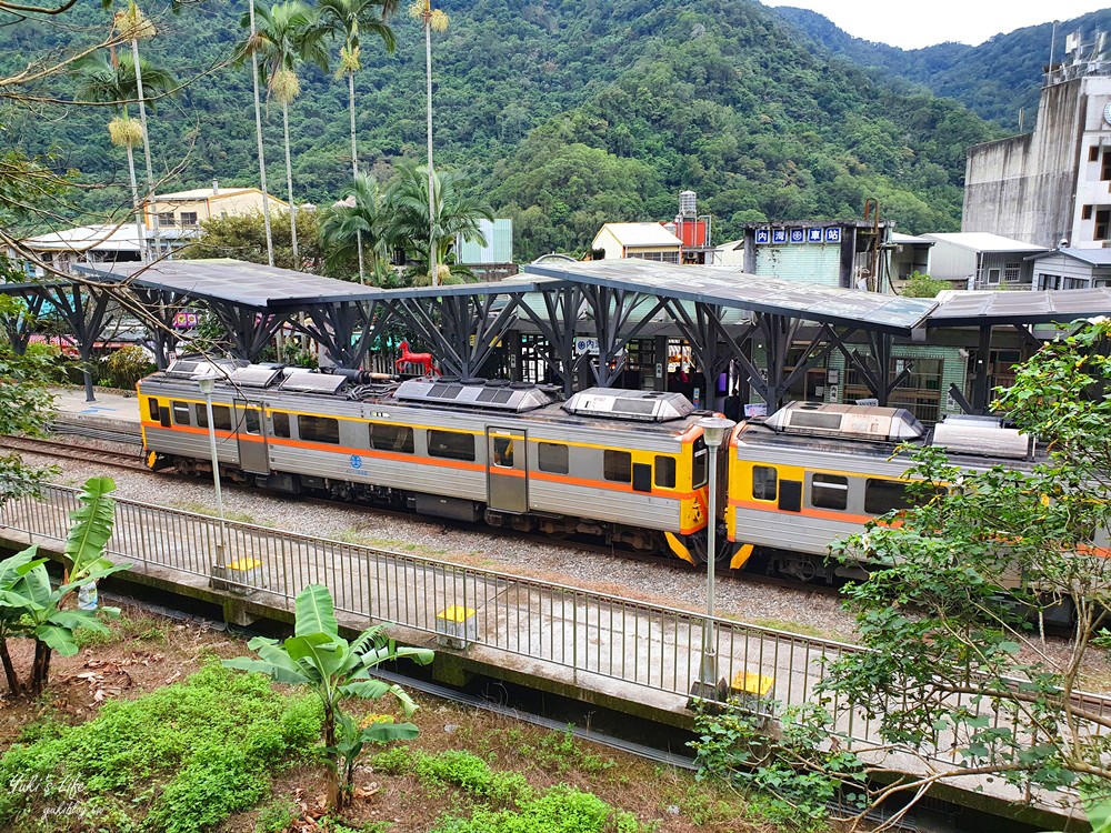 新竹內灣老街秘密景點「舊事生活」喝咖啡賞火車、兒童遊戲區、漫畫看不完、麻糬好吃(好客好品希望工場) - yuki.tw