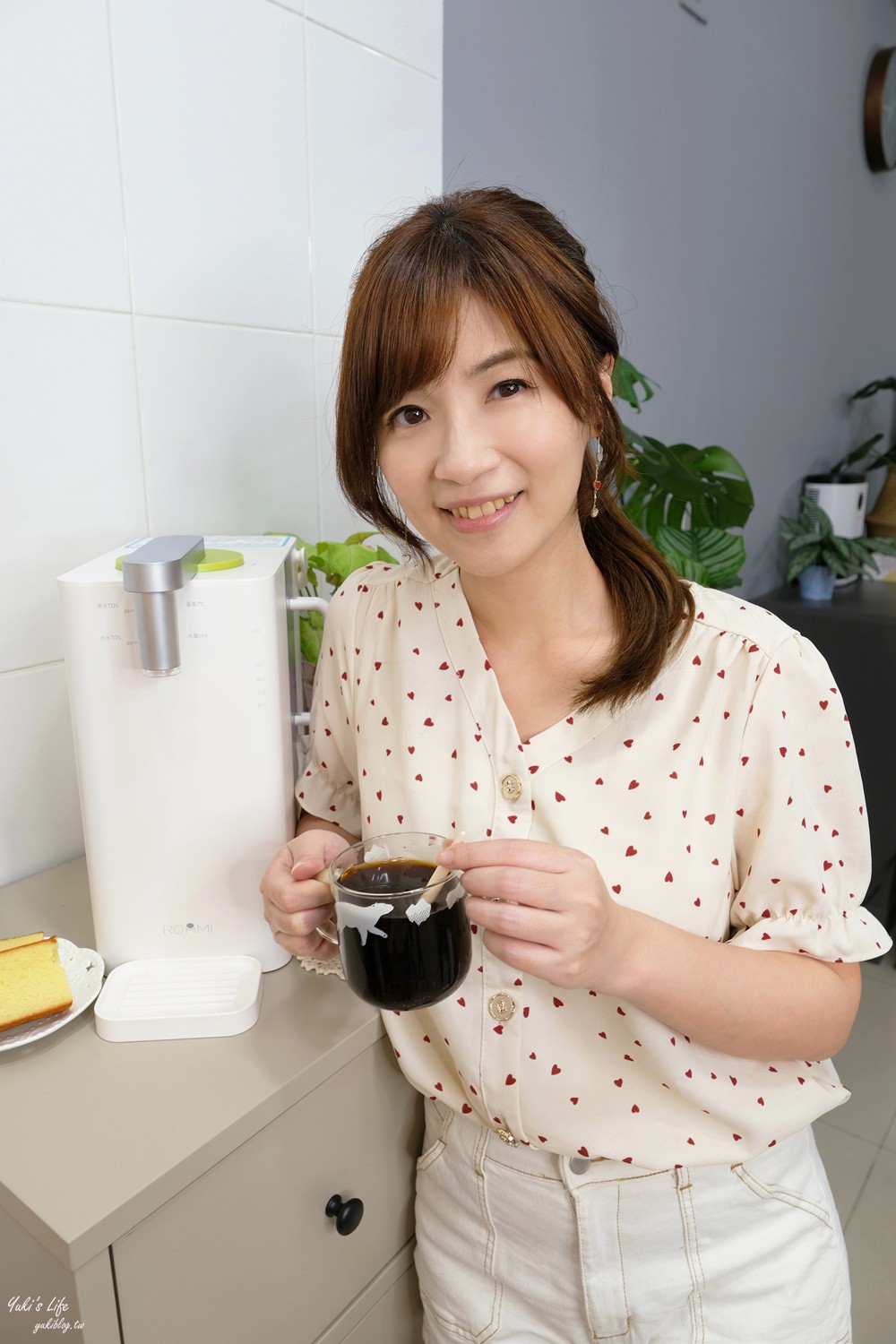 Roommi RO淨水瞬熱開飲機 『水水機』插電即用免安裝，直接加自來水，8段水溫~限時優惠中 - yuki.tw