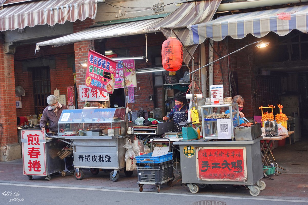 高雄旗山老街美食》小豬湯圓可愛又好吃，藍色火車站，香蕉特產伴手禮 - yuki.tw