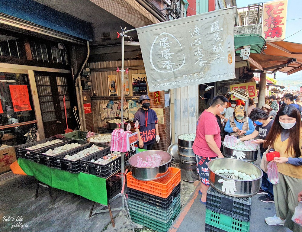 八里左岸一日遊∣八里老街∣不是只有雙胞胎,彩虹步道夜市打彈珠,假日來大草皮野餐 - yuki.tw