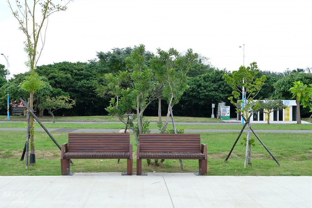 八里一日遊推薦∣十三行文化公園∣彩虹溜滑梯還能欣賞海景,親子野餐來這兒 - yuki.tw