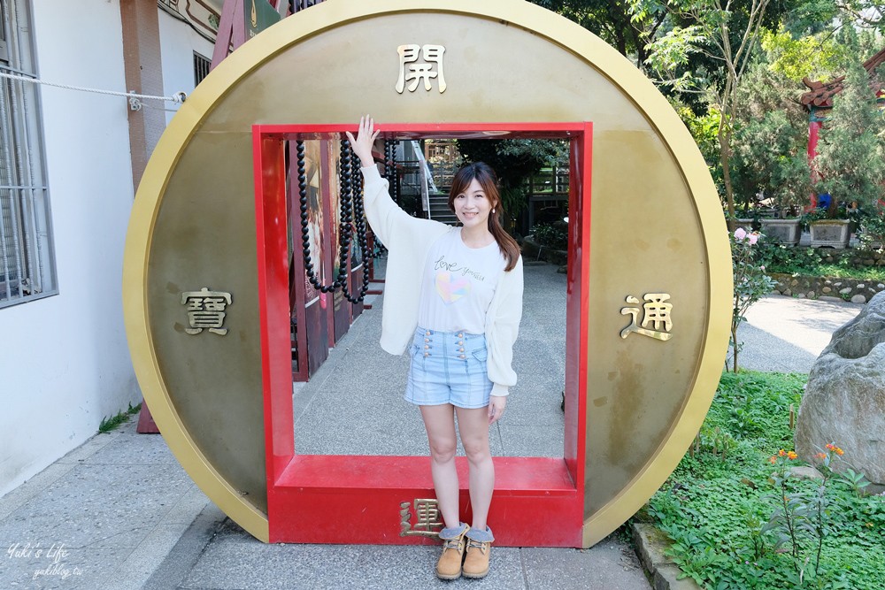 彰化景點推薦｜清水岩寺┃適合親子可免門票參觀生態館，超美古蹟像搭上時光機 - yuki.tw