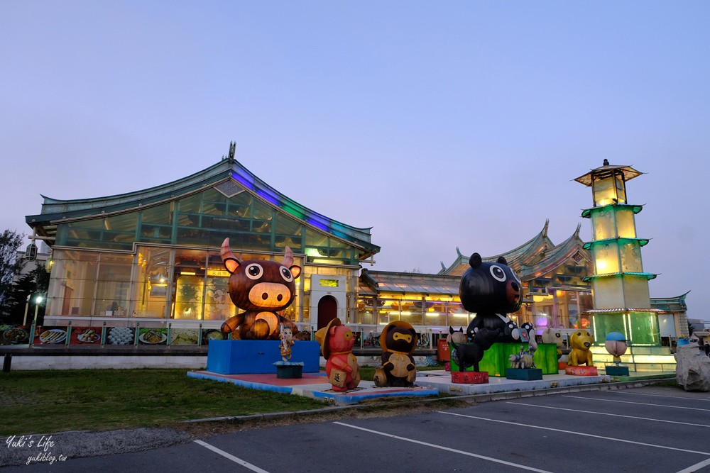 彰化鹿港景點｜玻璃媽祖廟｜越夜越美宛如天宮場景，點燈時間報你知 - yuki.tw