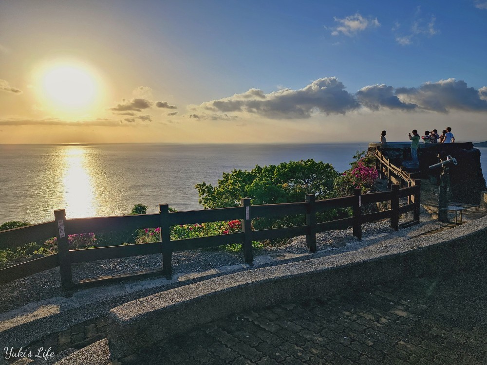 屏東恆春景點》關山夕照~墾丁世界級海面日落美景！輕鬆步行3分鐘賞夕陽～漸層天空海龜超好拍！ - yuki.tw