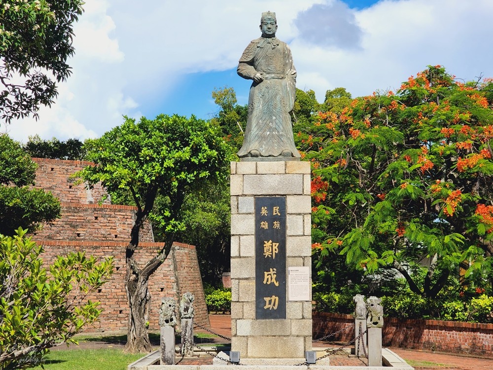 台南安平景點【安平古堡】偽出國只要銅板價！戶外放風好去處～ - yuki.tw