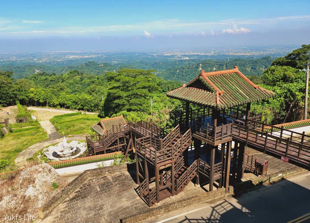 台南景點》關子嶺火山碧雲寺，喝龍泉水保平安，嘉南平原美景夕陽全都收 - yuki.tw