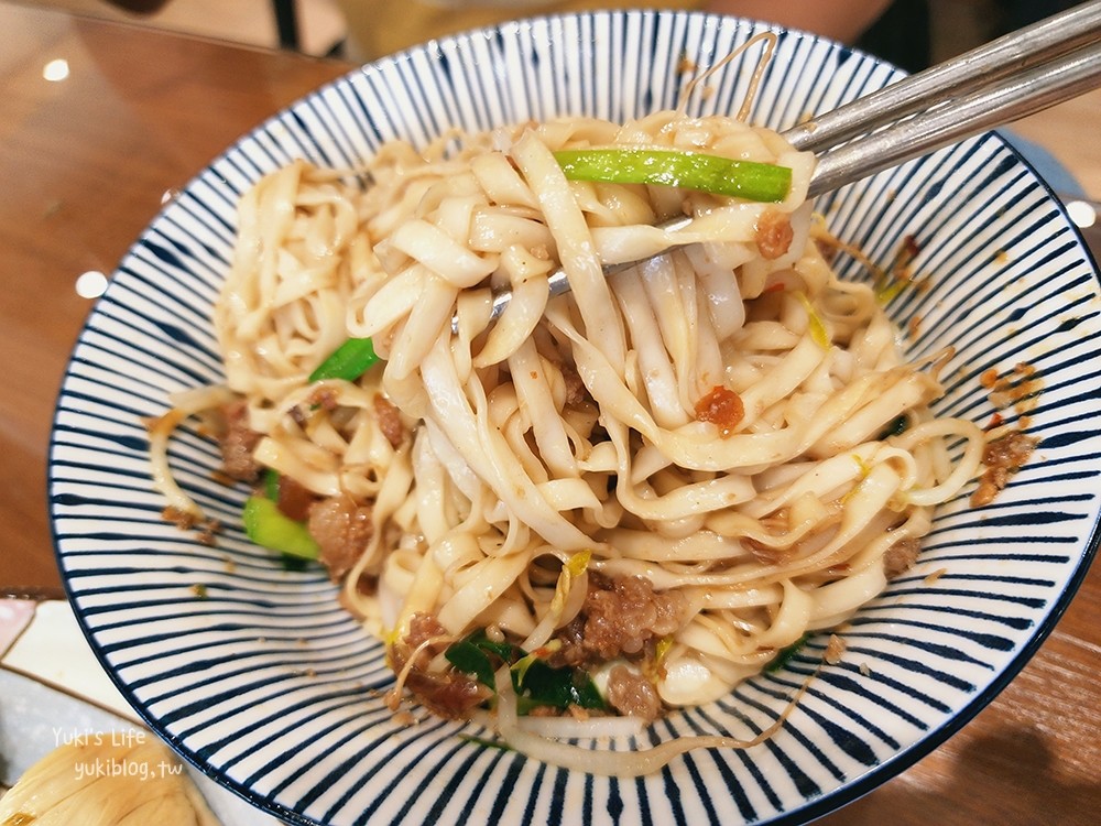 宜蘭礁溪美食》三民大飯店，超大鍋滷味自己夾/菜單 - yuki.tw