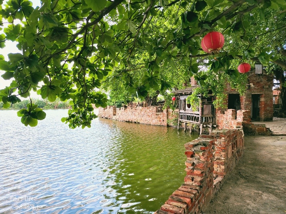 台南景點》老塘湖藝術村，漫遊古城湖畔/著古裝穿越時空/搭竹筏求財 - yuki.tw