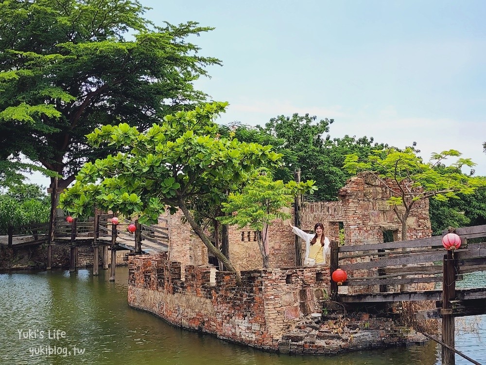 台南景點》老塘湖藝術村，漫遊古城湖畔/著古裝穿越時空/搭竹筏求財 - yuki.tw