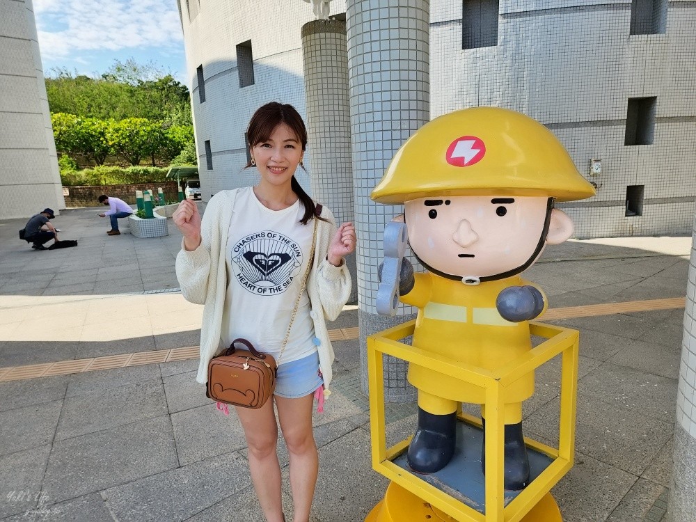 屏東景點》台電南部展示館，免門票吹冷氣看電影，玩旋轉溜滑梯 - yuki.tw