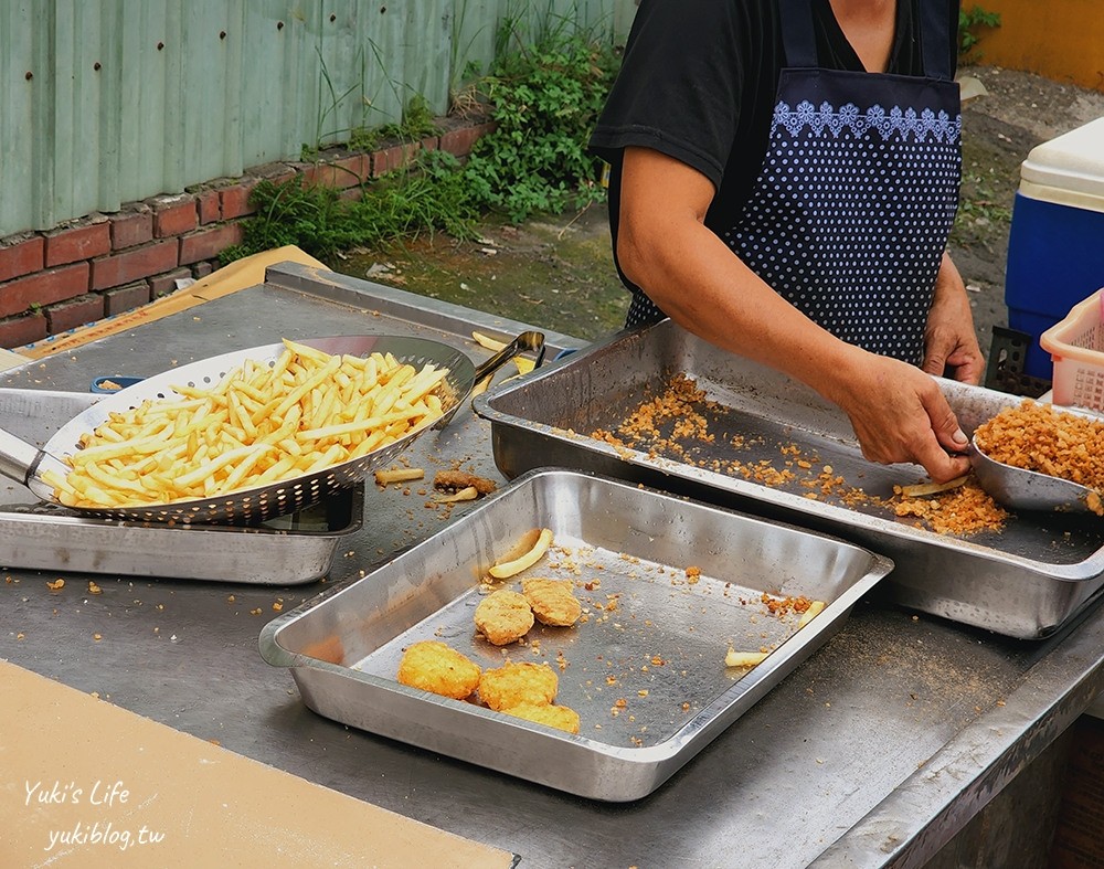 灣裡人下午茶，無名炸脆肉攤，紅茶5元豬排15元，台南銅板小吃真讚~ - yuki.tw