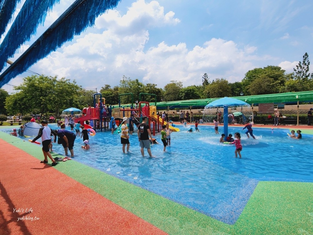 嘉義超強免費玩水，竹崎親水公園，兒童戲水區親子好去處 - yuki.tw