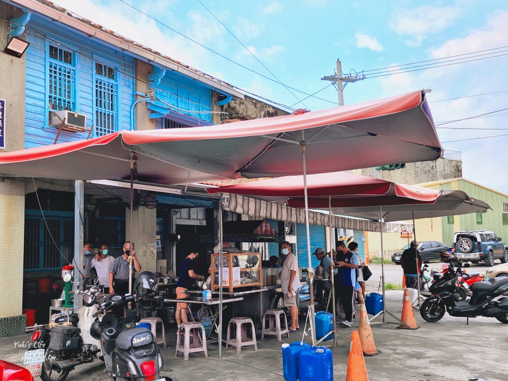 沒有菜單吃冰配料都可選，加麵茶超香只要40元，台南六甲媽祖廟剉冰保平安～ - yuki.tw