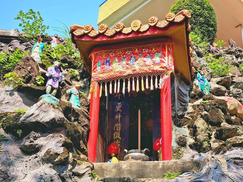 桃園景點》大溪蓮座觀音寺，登上百步雲梯的世外桃源，餵魚看長壽龜休閒好去處 - yuki.tw