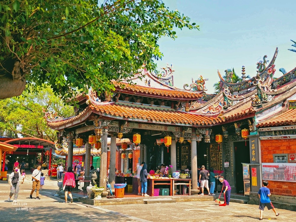 桃園景點》大溪蓮座觀音寺，登上百步雲梯的世外桃源，餵魚看長壽龜休閒好去處 - yuki.tw