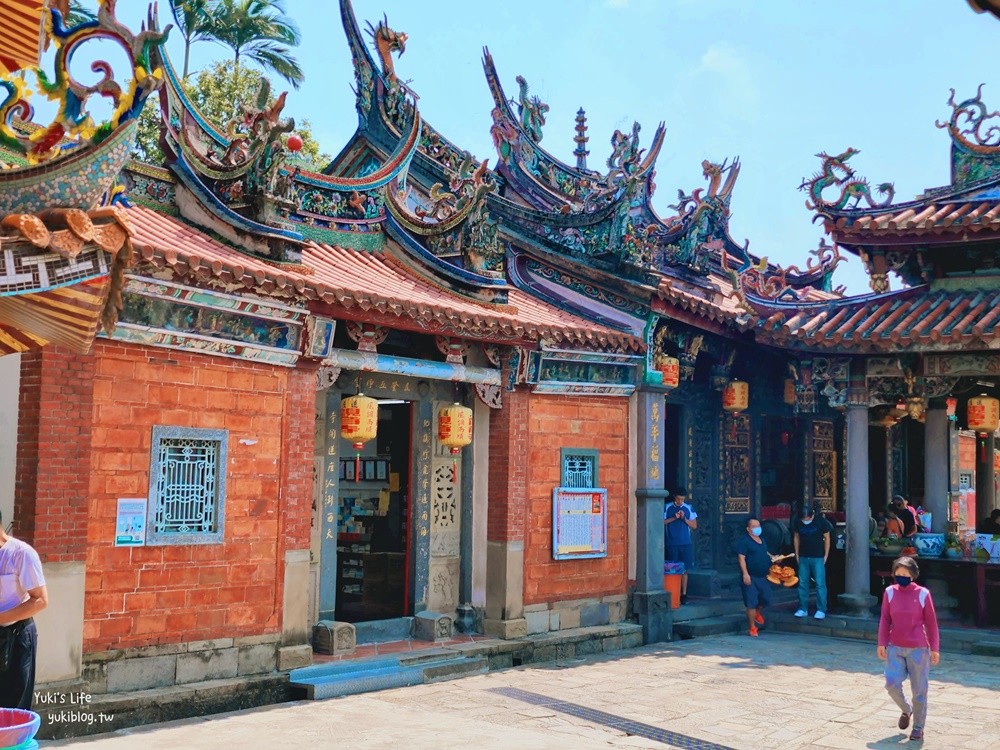 桃園景點》大溪蓮座觀音寺，登上百步雲梯的世外桃源，餵魚看長壽龜休閒好去處 - yuki.tw