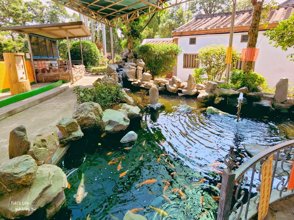 桃園景點》大溪蓮座觀音寺，登上百步雲梯的世外桃源，餵魚看長壽龜休閒好去處 - yuki.tw