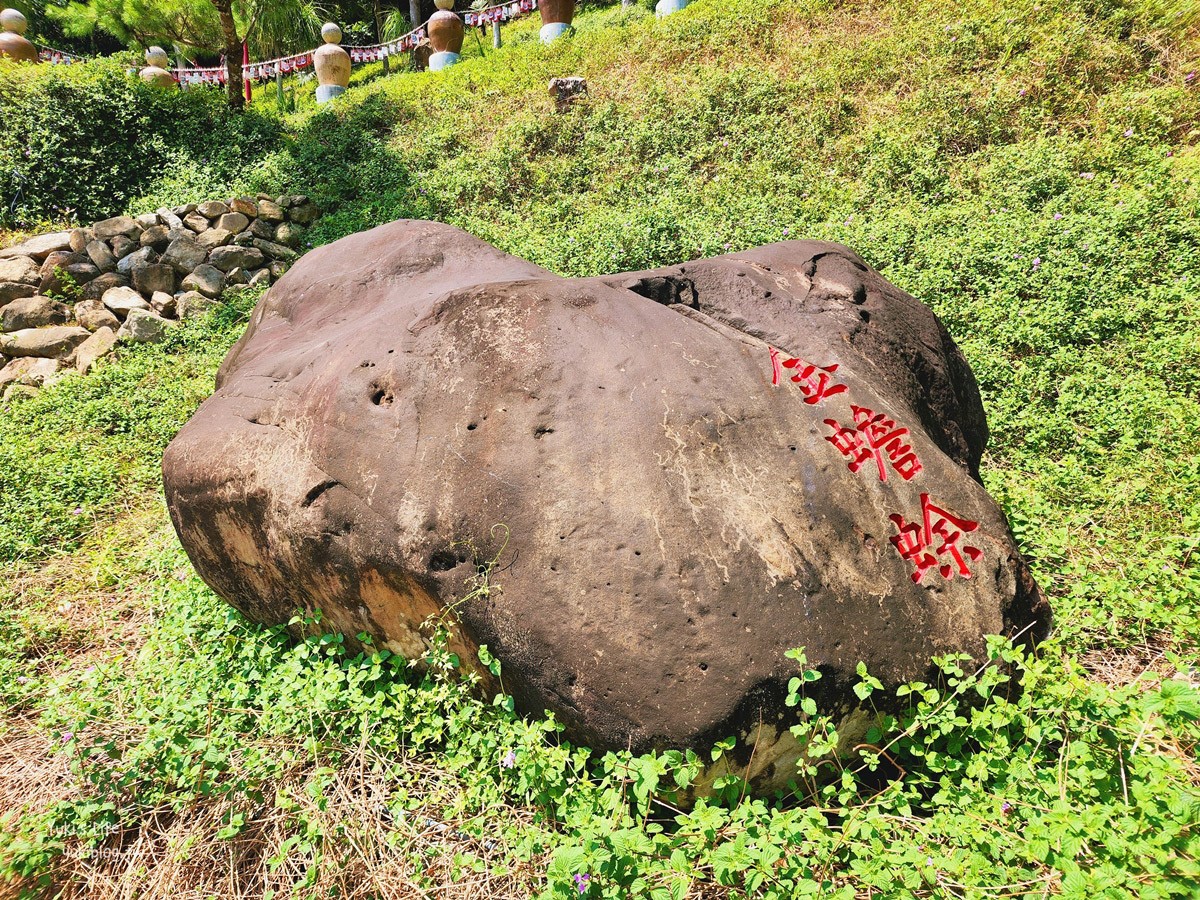 南投國姓必去景點》元寶土地公廟，處處金元寶，求財必朝聖！ - yuki.tw