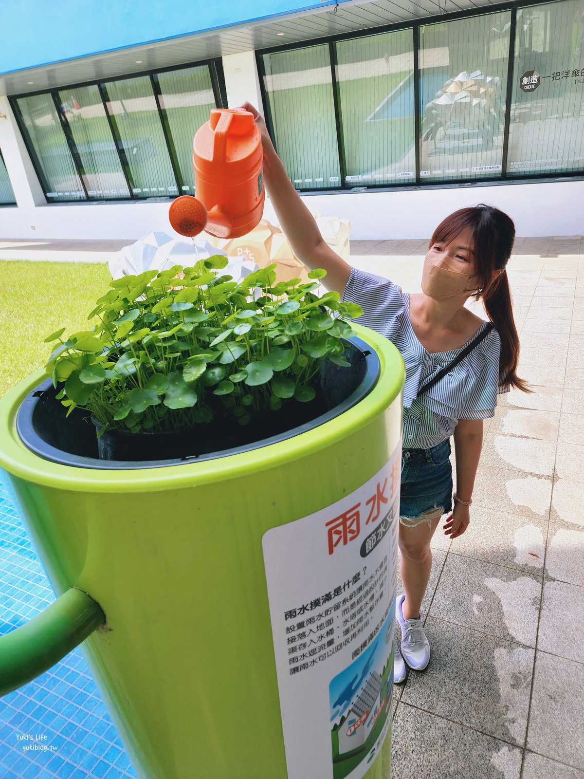 桃園景點|國巨洋傘文創園區|洋傘觀光工廠,淋雨體驗,雨傘彩繪親子DIY - yuki.tw