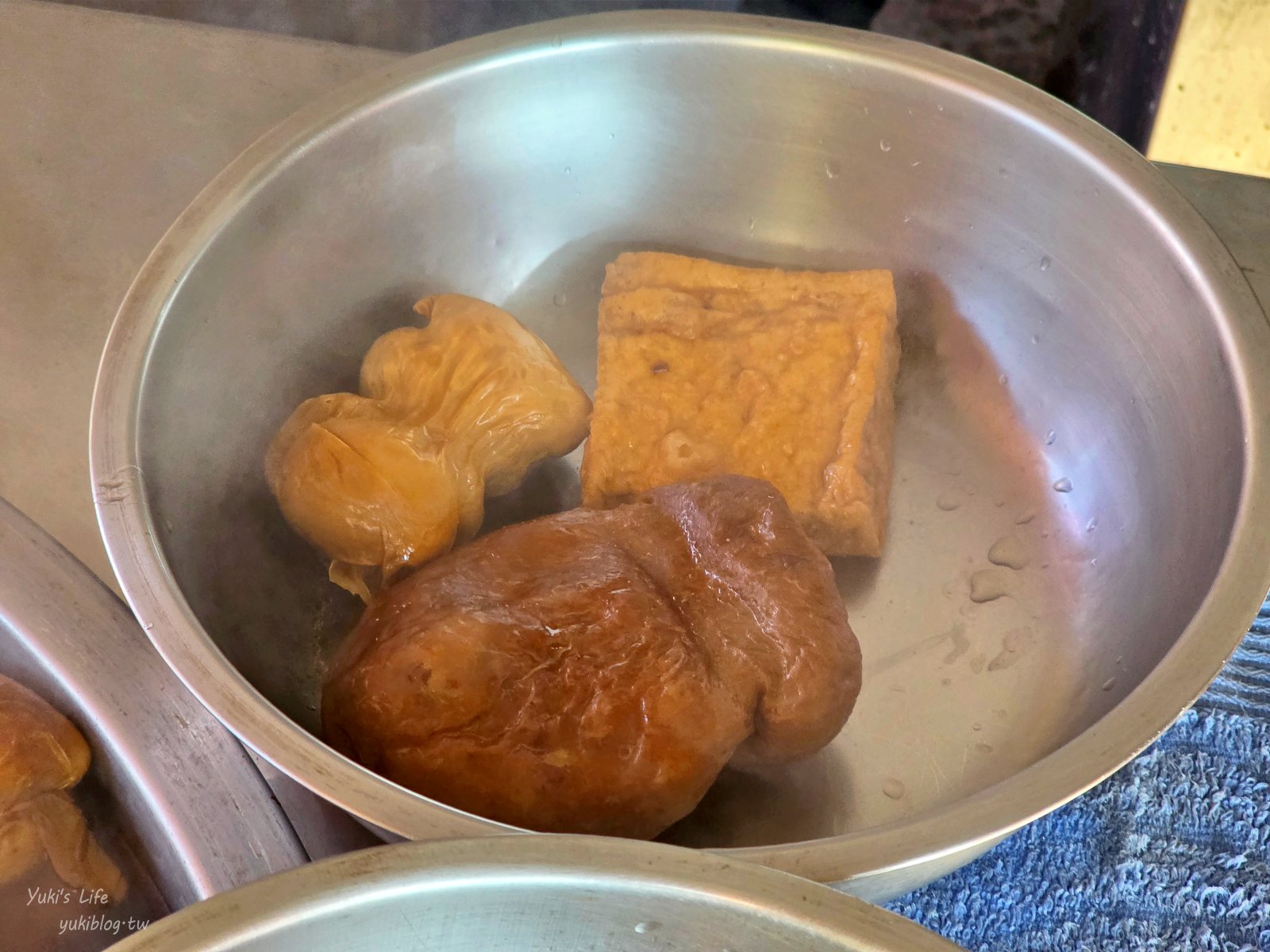 20260128160348_0_87b804 桃園景點》大溪蓮座觀音寺，登上百步雲梯的世外桃源，餵魚看長壽龜休閒好去處（停車場）