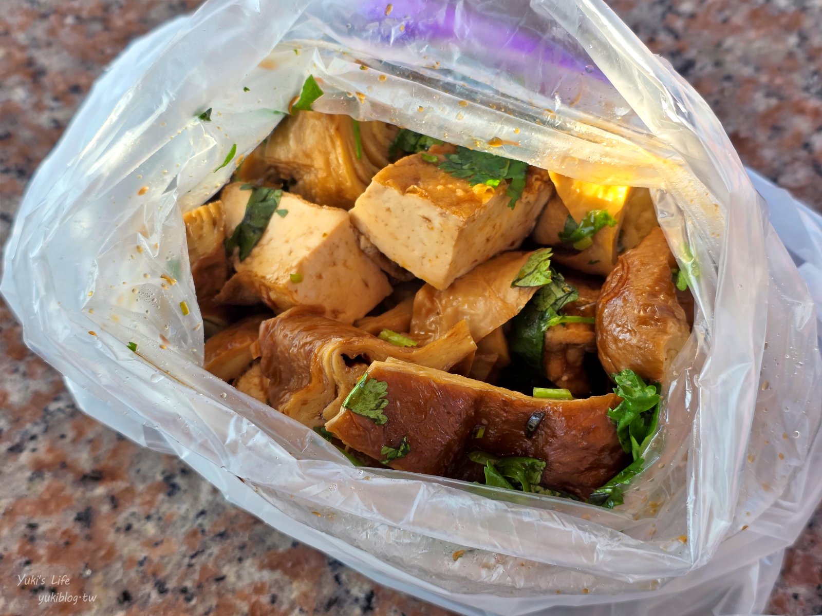 20260128160359_0_36aaef 桃園景點》大溪蓮座觀音寺，登上百步雲梯的世外桃源，餵魚看長壽龜休閒好去處（停車場）