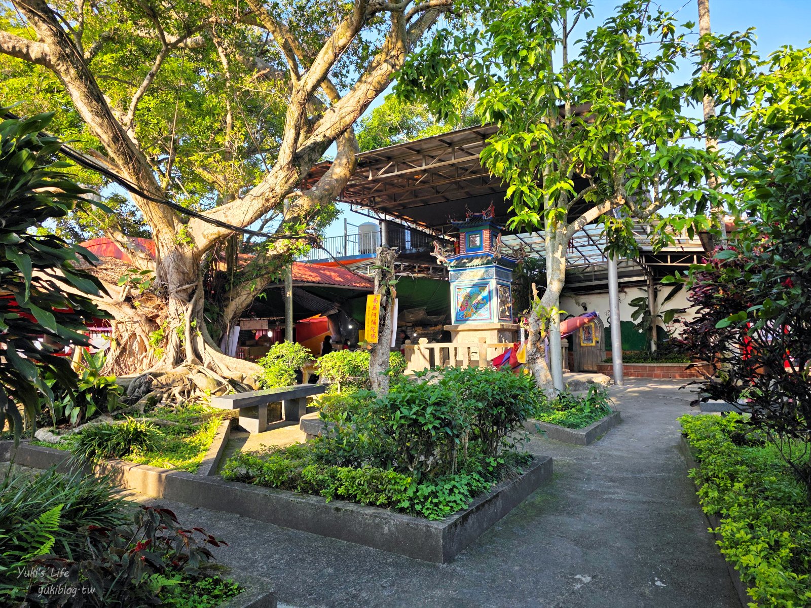 20260128161545_0_657fb1 桃園景點》大溪蓮座觀音寺，登上百步雲梯的世外桃源，餵魚看長壽龜休閒好去處（停車場）