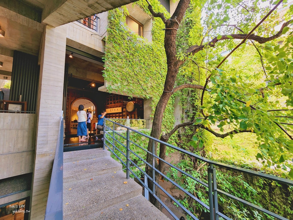 台中景點┃大里菩薩寺┃清水模禪風建築免費參觀，充滿綠植太美了