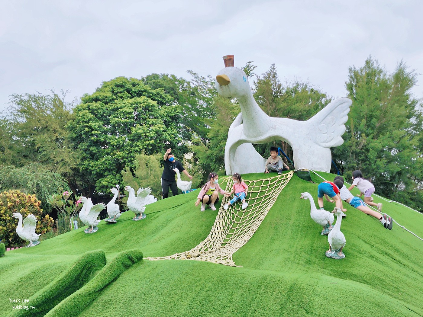 鵝媽媽鵝童樂園，雲林免門票鵝主題園區！用餐玩沙餵鵝假日好去處～ - yuki.tw