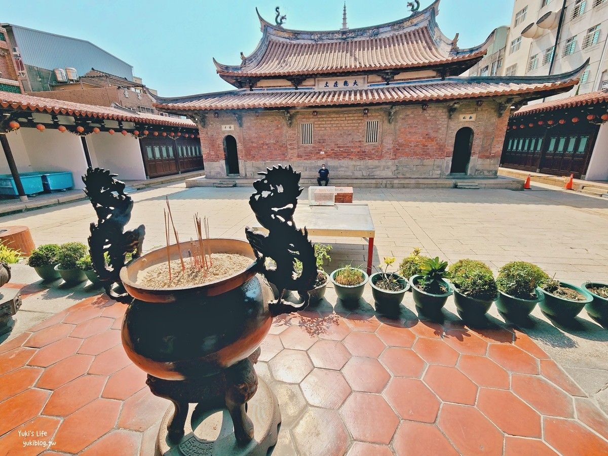 鹿港老街一日遊┃鹿港龍山寺┃逛老街吃美食，散步品味歷史建築之美 - yuki.tw