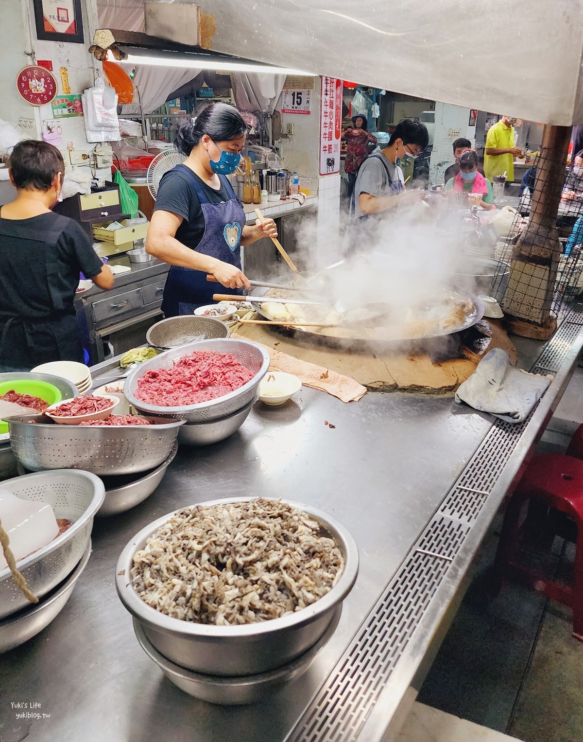 嘉義美食》王媽媽牛雜湯/王家祖傳本產牛雜湯,東市場推薦必吃老店早餐 - yuki.tw