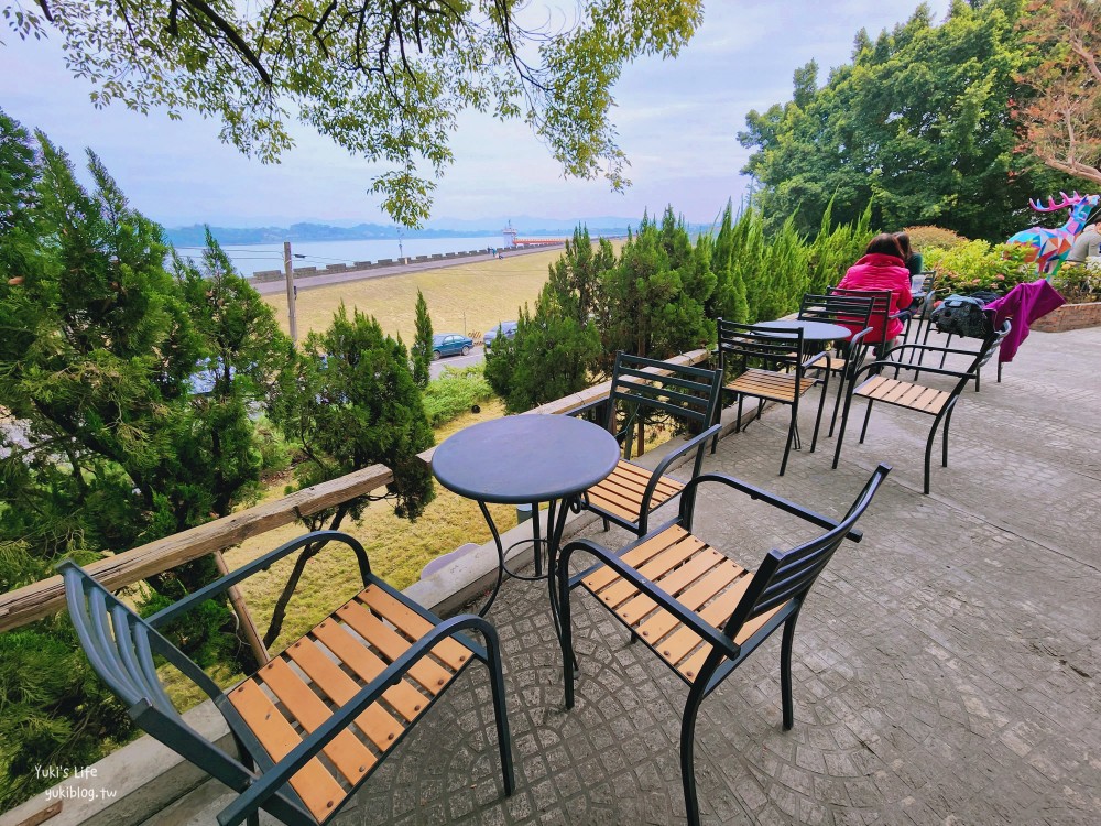 高雄景觀餐廳|長堤cafe|湖景悠閒泡茶聽駐唱，阿公店水庫人氣店 - yuki.tw