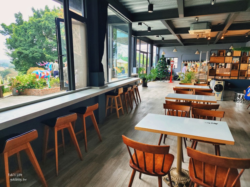 高雄景觀餐廳|長堤cafe|湖景悠閒泡茶聽駐唱，阿公店水庫人氣店 - yuki.tw