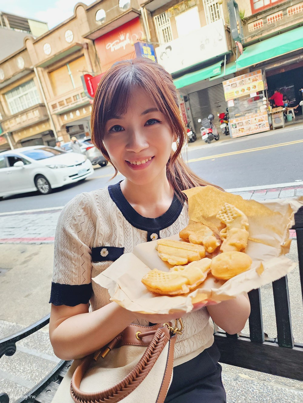 台南新化美食|新化市場口阿婆雞蛋糕|20元銅板價小吃太佛心 - yuki.tw