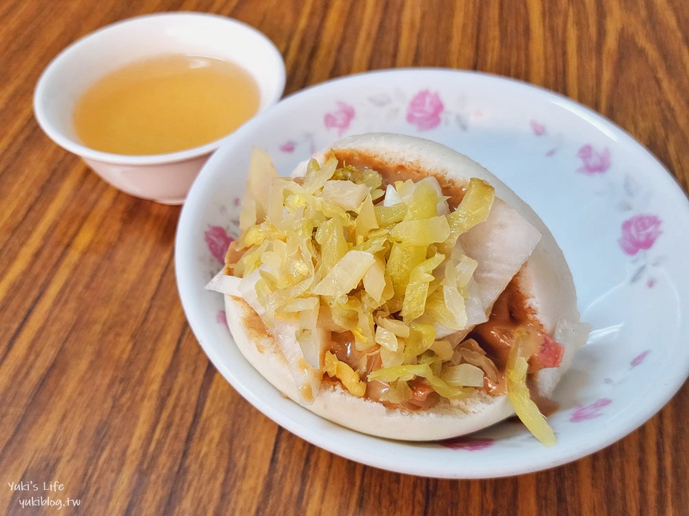 台南國華街美食|阿松割包|超特別的豬舌包,高人氣老店小吃早餐 - yuki.tw