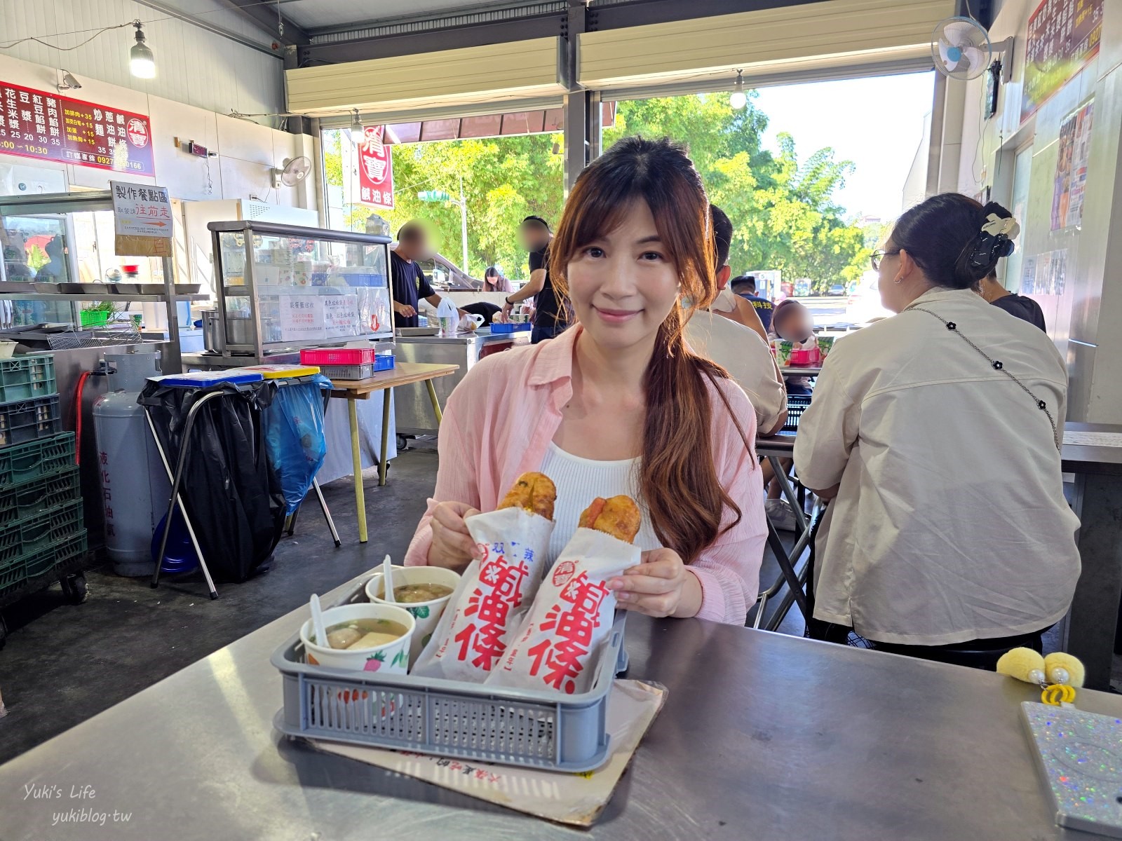 南投埔里美食┃清寶鹹油條┃銅板小吃，埔里限定早餐晚來吃不到