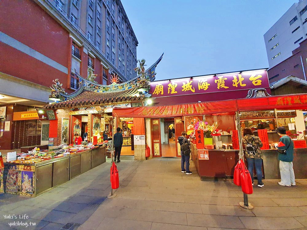 【大稻埕一日遊】迪化街吃美食又好逛！貨櫃市集、老街、年貨大街好充實 - yuki.tw