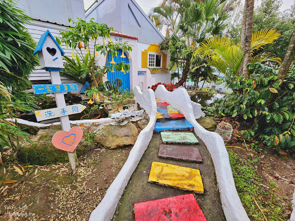 雲林古坑景觀餐廳|56號藍色公路咖啡|有小動物適合親子,藍白色地中海風很好拍 - yuki.tw