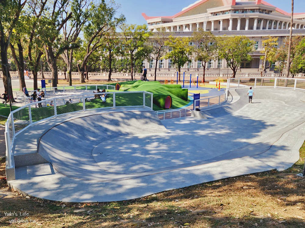 雲林斗六膨鼠森林公園》橡果溜滑梯,戲水池玩水,森林市集~超放電親子景點 - yuki.tw