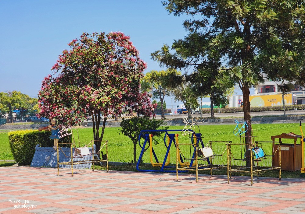 雲林西螺童趣景點|埤頭繪本公園|農村生活立體公仔、西瓜大豐收囉～ - yuki.tw