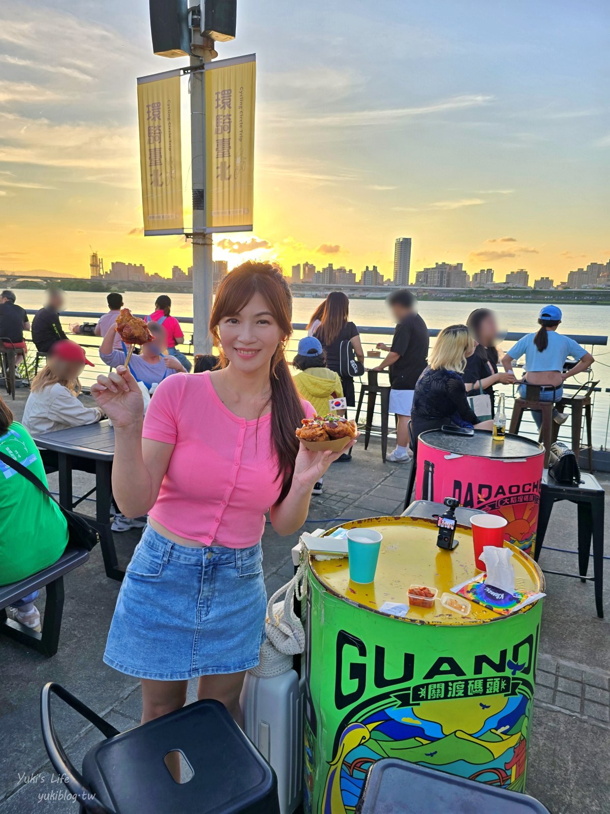 20250715180126_0_b97927 大稻埕碼頭貨櫃市集：夕陽、美食、微醺，台北最Chill的河畔美食地標！