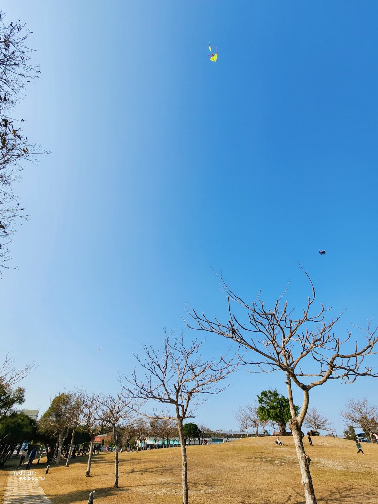 嘉義|東石漁人碼頭|免門票海景遊樂園全新開放,玩水玩沙親子景點 - yuki.tw